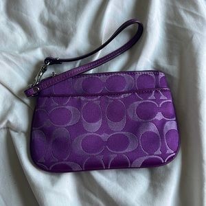 purple coach wristlet- perfect condition